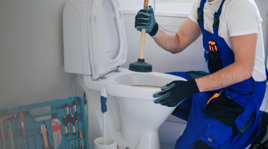 Professional septic tank pumping in Monument, OR